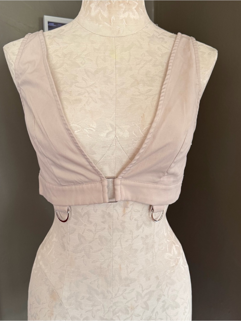 PrettyLittleThing Shape Top - US 4